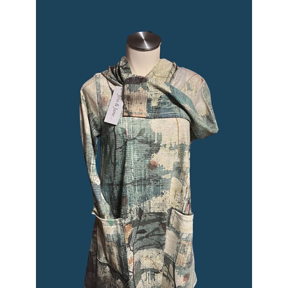 nwt JESS AND JANE EMERALD TUNIC OR DRESS SIZE MED COWL NECK FRONT POCKETS